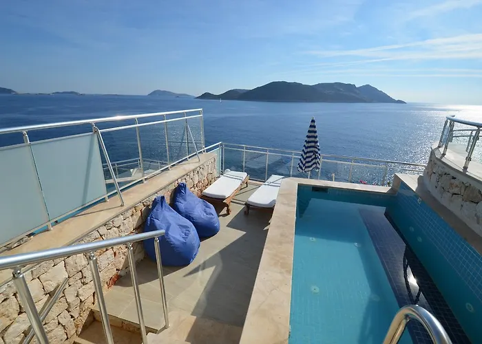 Cachet - Adult Only +14